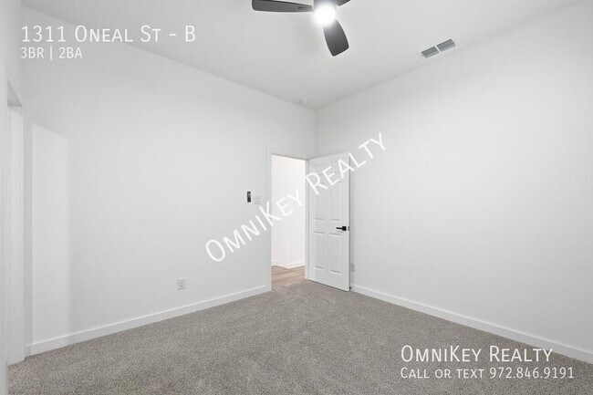 Building Photo - 1311 Oneal St