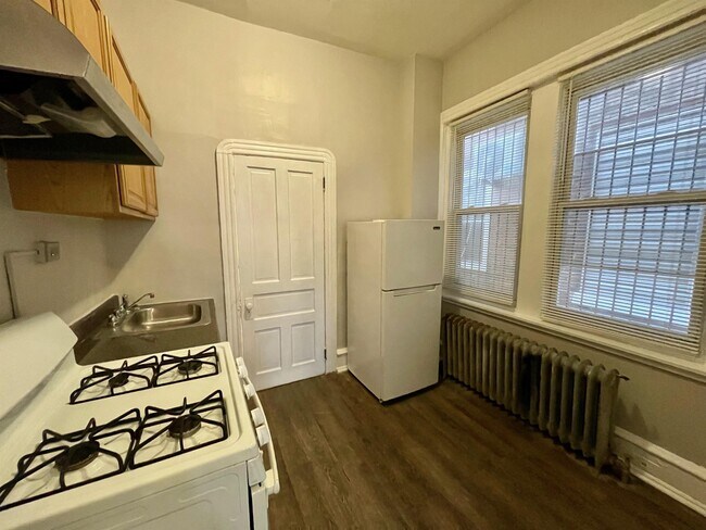 Building Photo - 1234 W Allegheny Ave