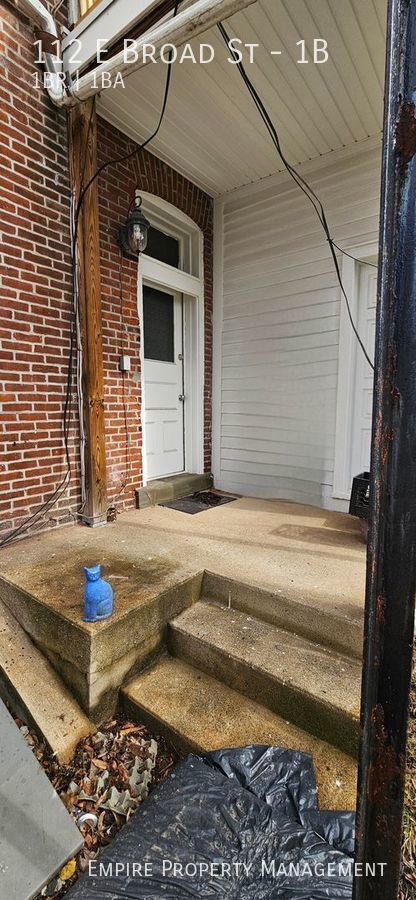 Building Photo - 112 E Broad St