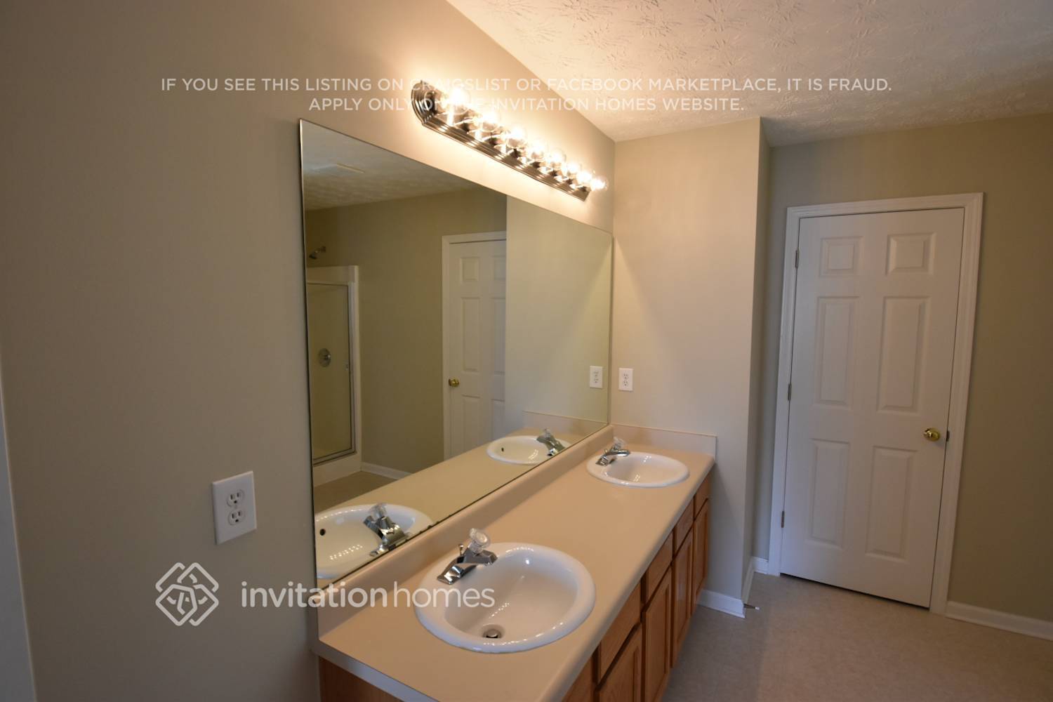 Building Photo - 830 Creek Cove Way