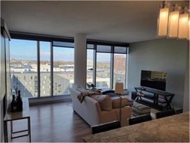 Building Photo - 8161 33rd Ave S