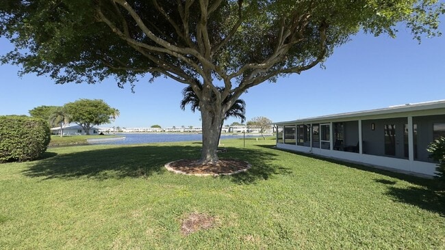 Building Photo - 1108 W Ocean Ave