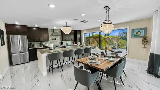 Building Photo - 279 Torrey Pines Point