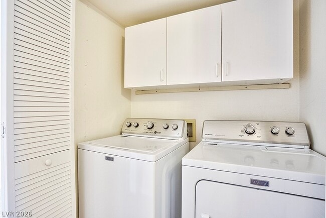 Building Photo - 3035 Casey Dr