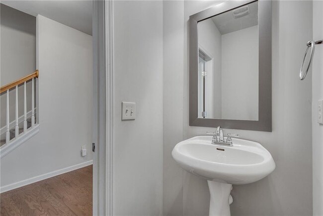 Building Photo - 1024 Haley Wds Ln