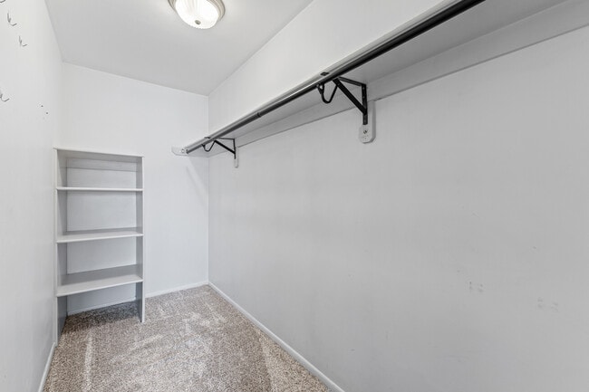 Building Photo - 6163 S 1300 E