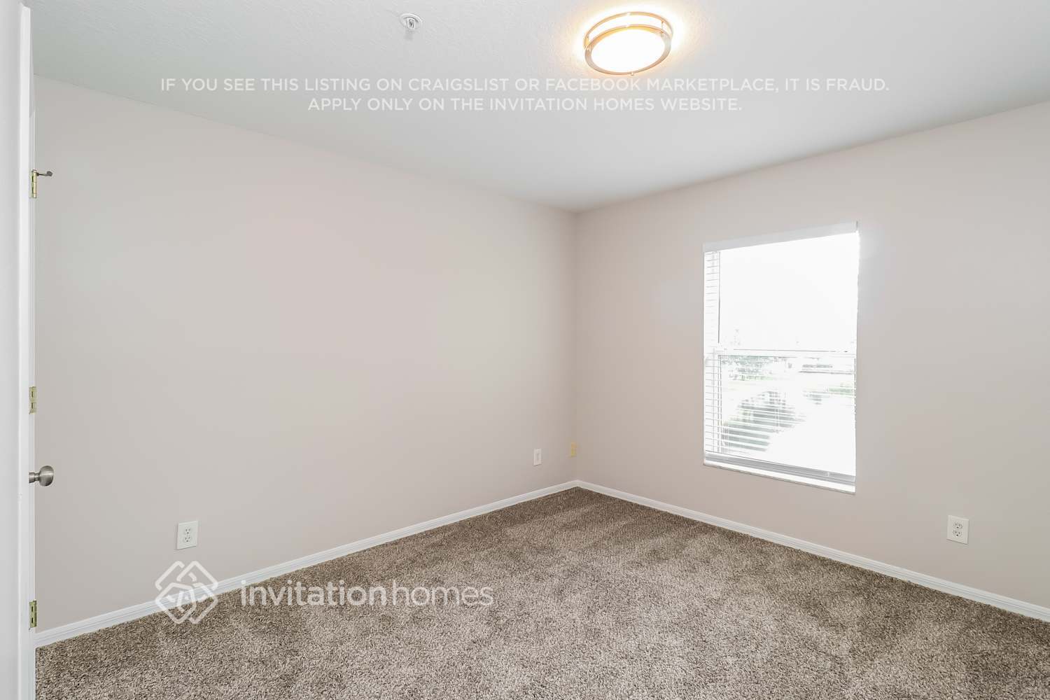 Building Photo - 9815 Tivoli Villa Dr