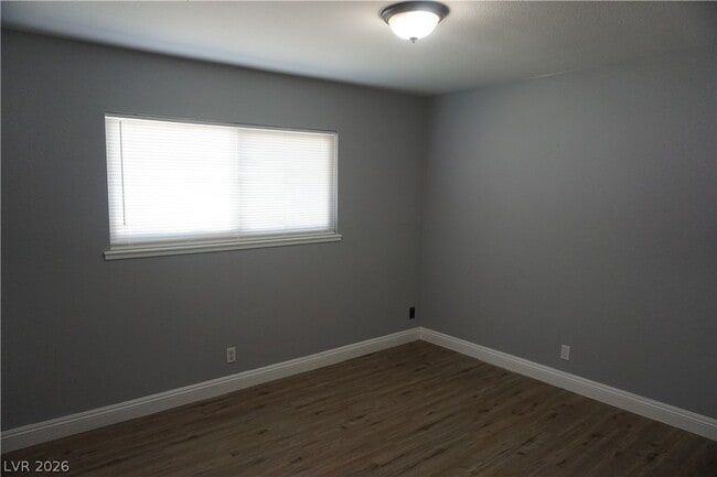 Building Photo - 7400 Alta Dr