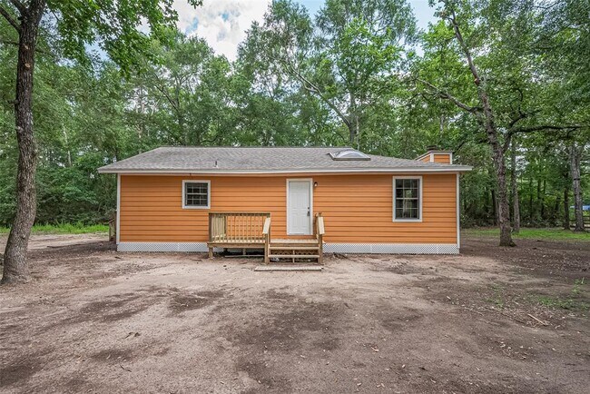 Building Photo - 5323 Forest Dr