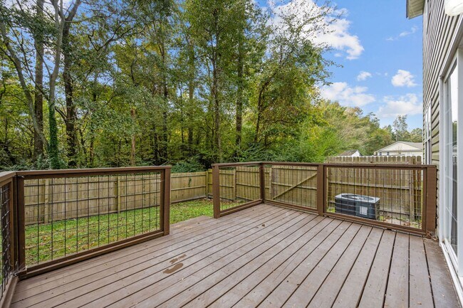 Building Photo - Welcome to Dartmoor Trail!