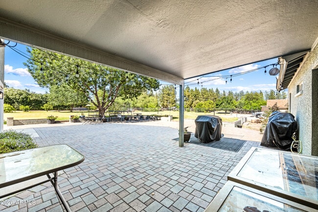 Building Photo - 6634 N 176th Ave