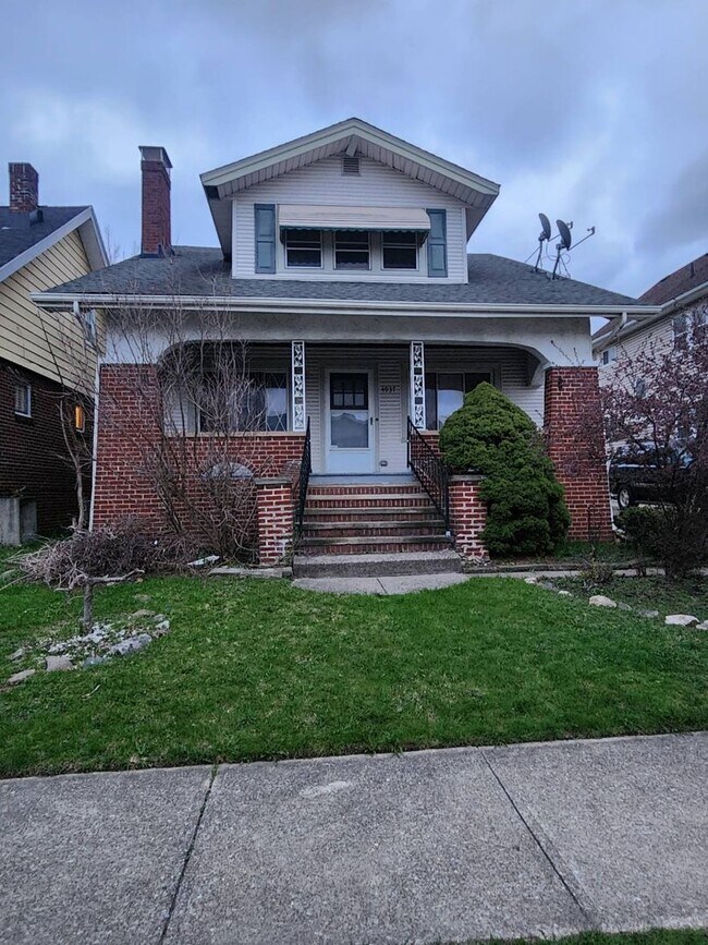 Primary Photo - 4937 E 111th St