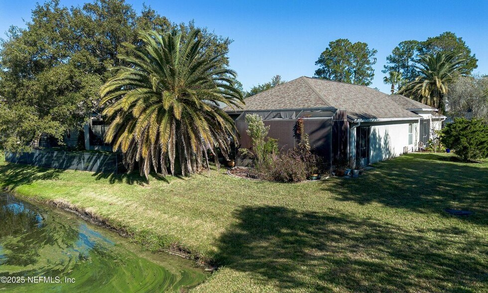 Building Photo - 1325 Fairway Village Dr