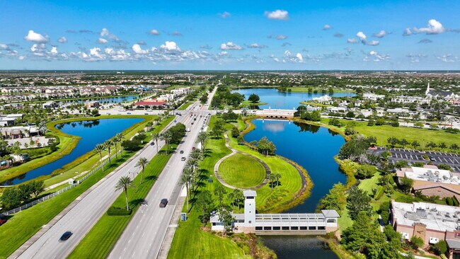 Building Photo - 12249 SW Sand Dollar Wy