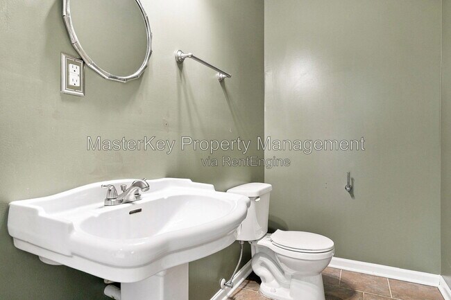 Building Photo - 217 Riverwalk Cir