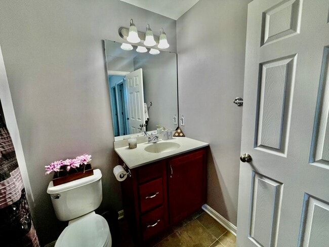 Building Photo - Modern Elegance: Newly Remodeled Home with 2-Car Garage in Wexford, PA