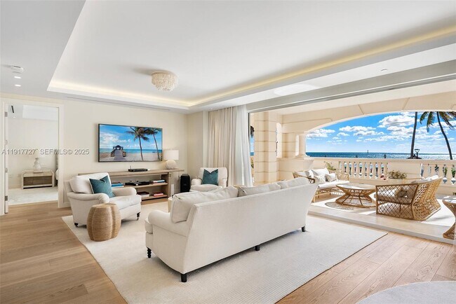 Building Photo - 7916 Fisher Island Dr