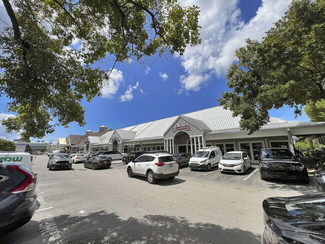 Building Photo - 402 S Armenia Ave