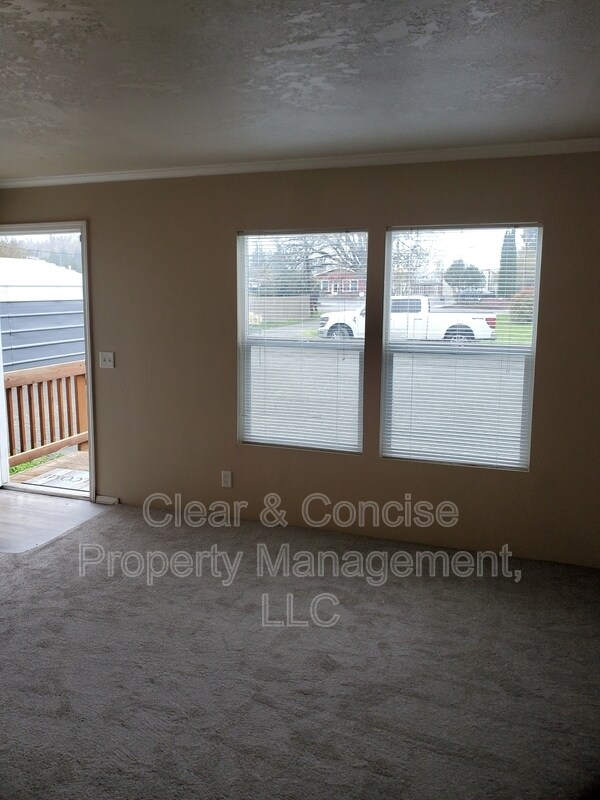 Building Photo - 86435 Franklin Blvd