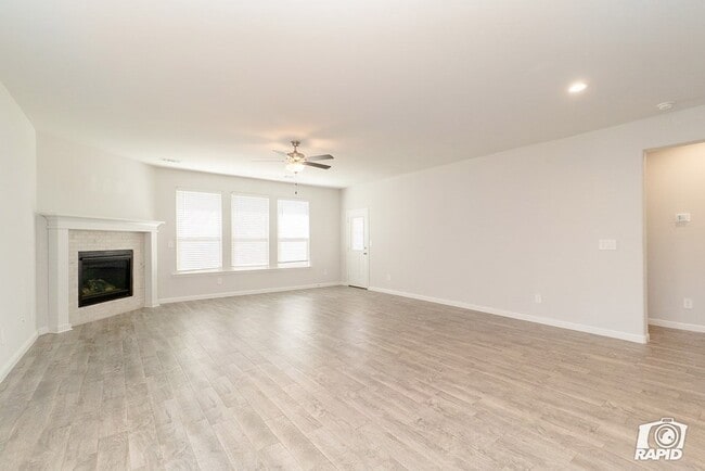 Building Photo - 1714 Pavilion Pkwy