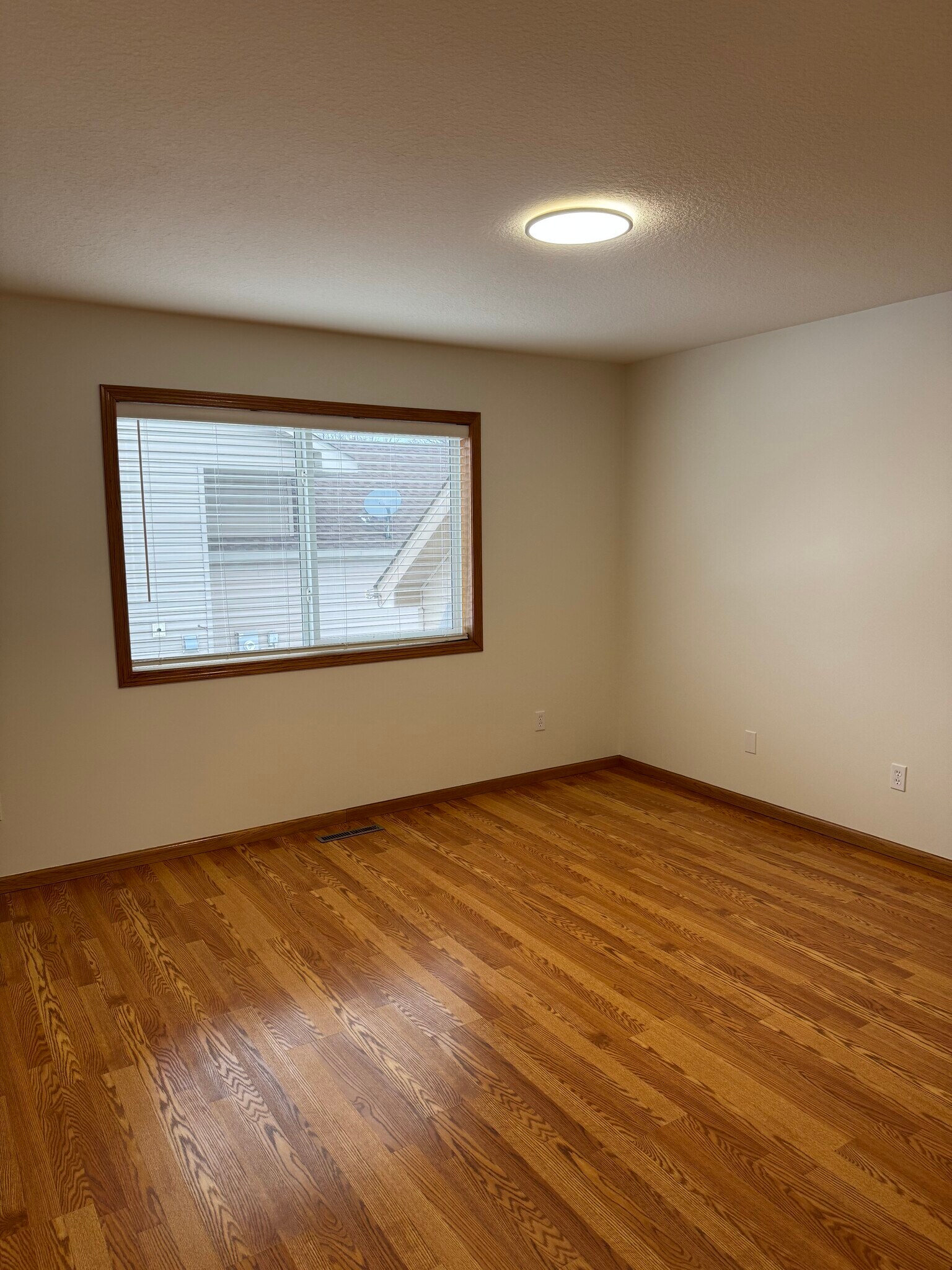 Building Photo - 18699 Dylan Dr