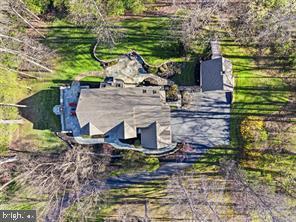 Building Photo - 1714 Hickory Hill Rd