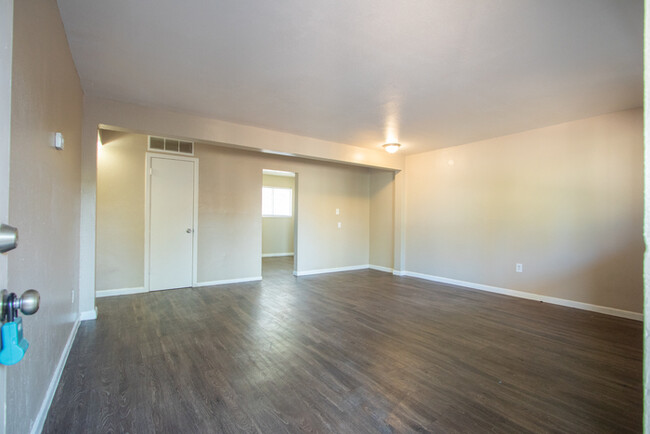 Building Photo - 2150 W MISSOURI AVE UNIT 110, PHOENIX AZ