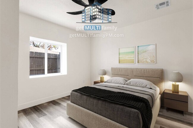 Building Photo - 1006 E Pasadena Ave