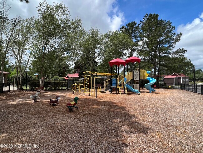 Building Photo - 8531 Longford Dr