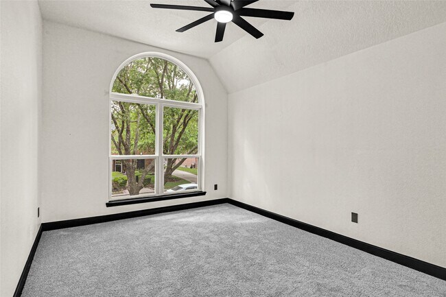 Building Photo - 11915 Helene Ct