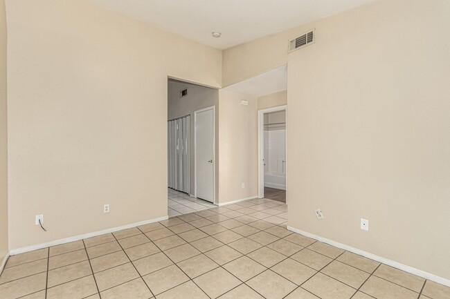 Building Photo - *FREE RENT THRU 2-28-25 FOR QUALIFIED APPL...