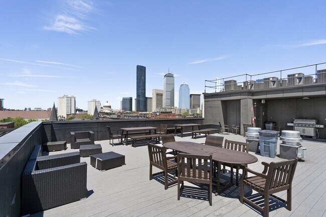 Building Photo - 257 Northampton St