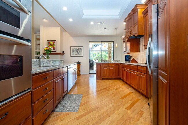 Building Photo - Palm Aire Fully Furnished Rental