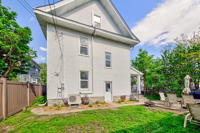 Building Photo - 3212 Colfax Ave S