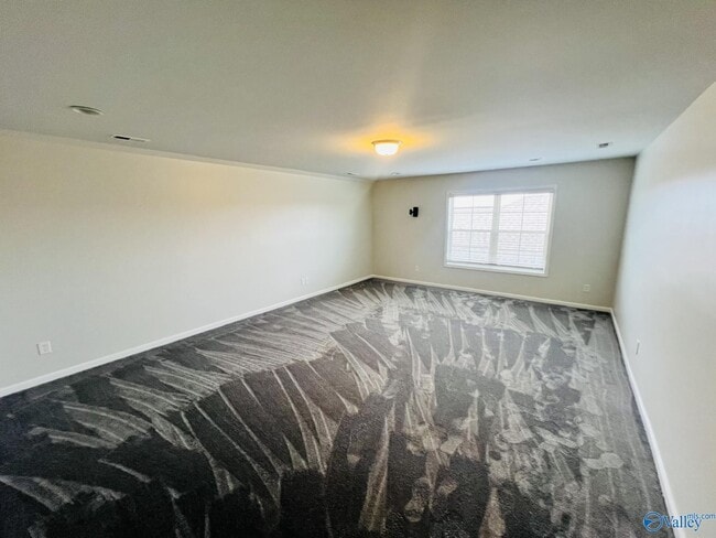 Building Photo - 292 Holt St