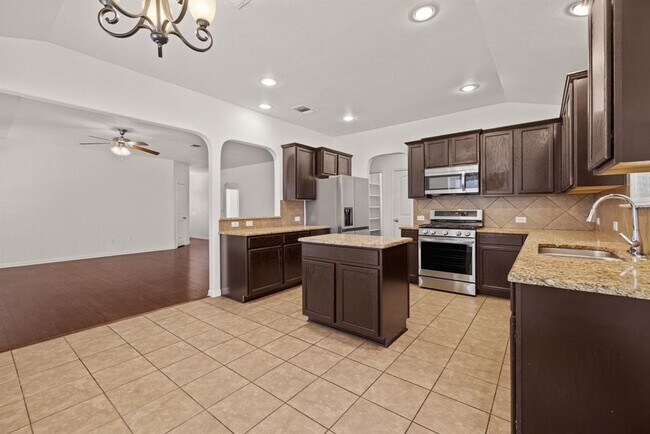 Building Photo - 1408 Biscuit Dr