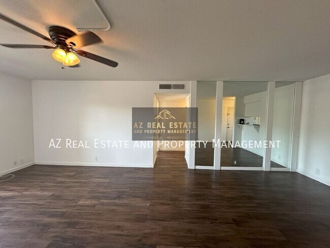 Building Photo - 4620 N 68th St