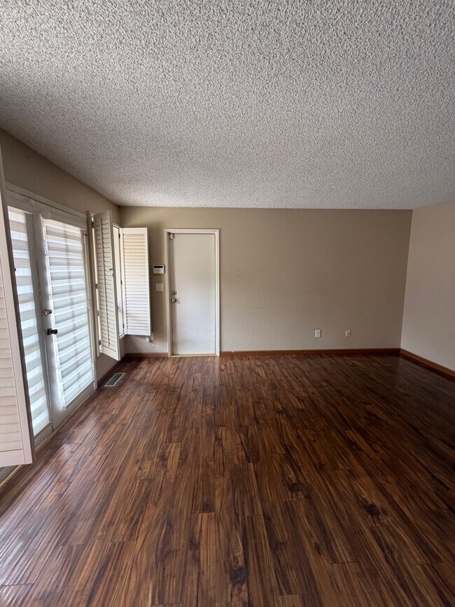 Building Photo - 2323 East Hills Drive #45