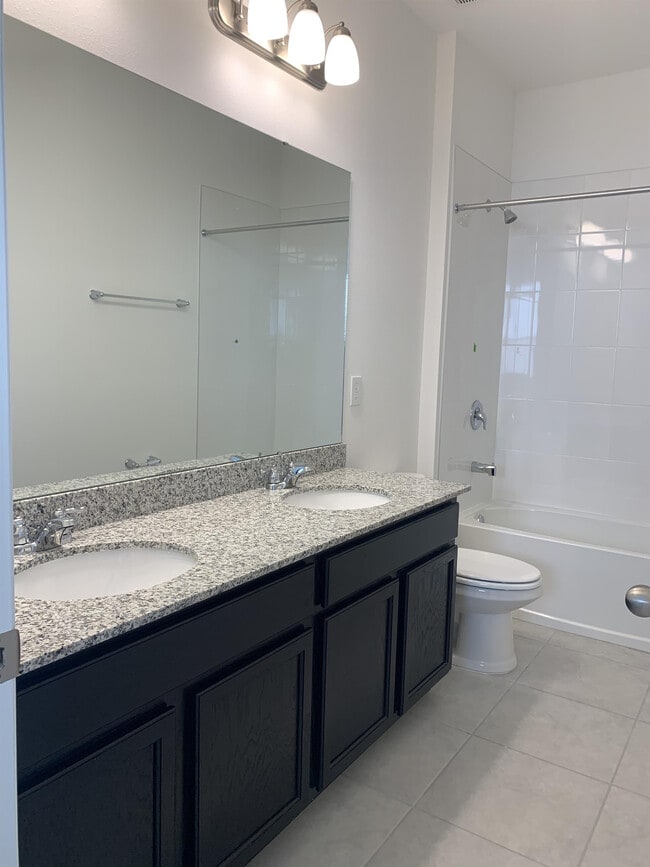 Building Photo - 10360 Austrina Oak Lp