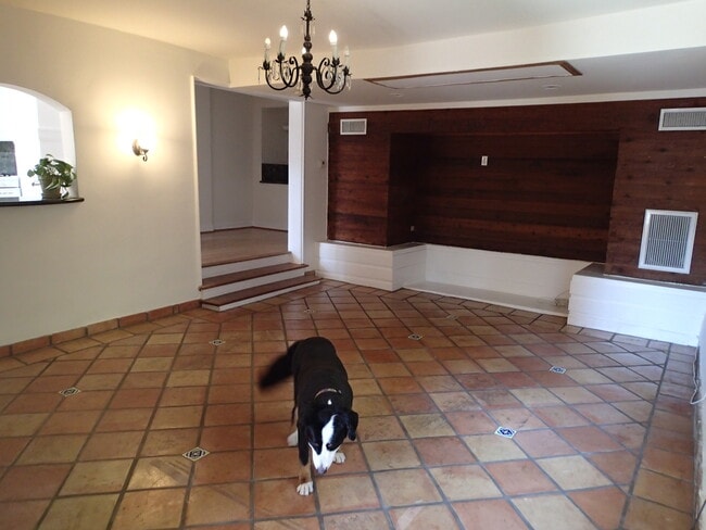 living room - 2047 Ivar Ave