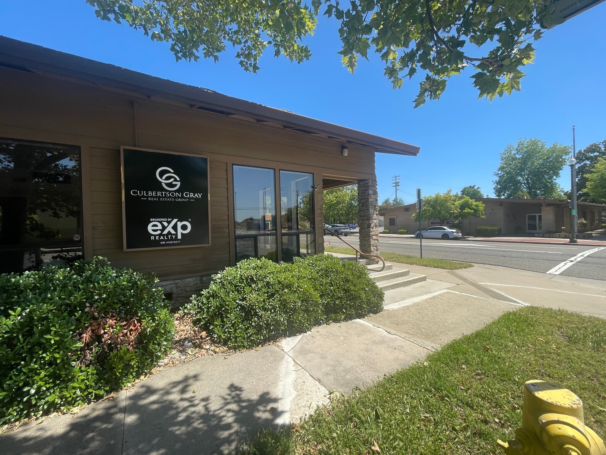 Building Photo - 590 McBean Park Dr