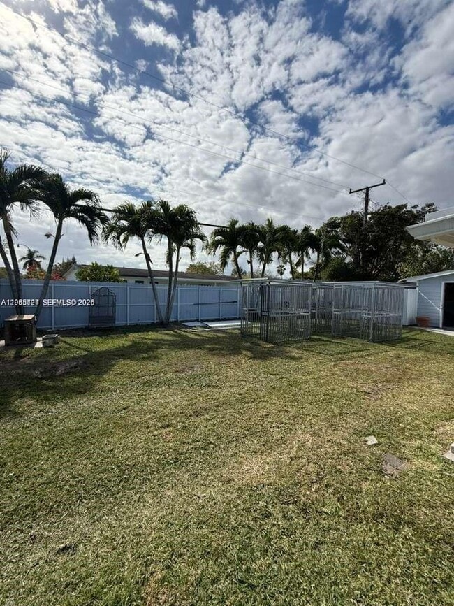 Building Photo - 19020 SW 91st Ave