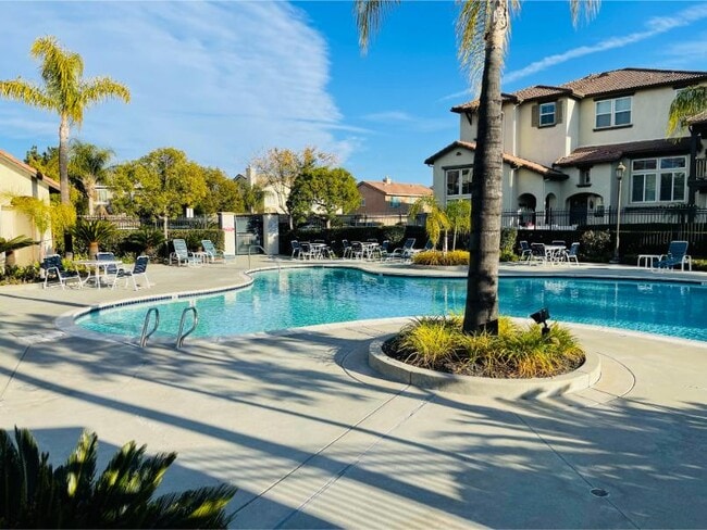 Building Photo - 33590 Willow Haven Ln