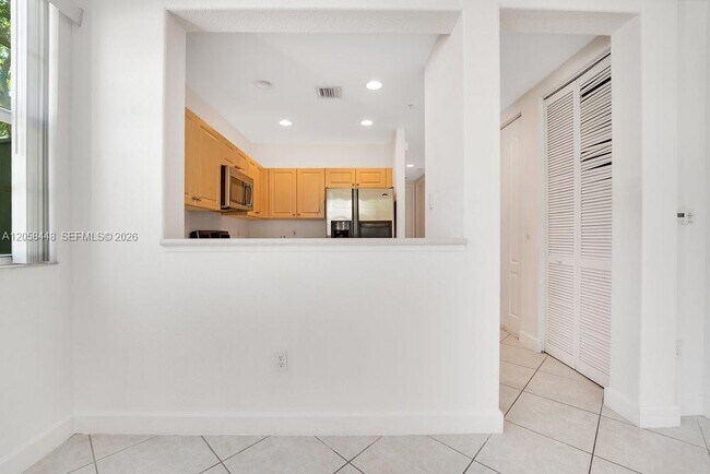 Building Photo - 480 SW 147th Ave