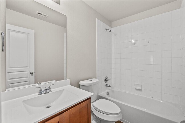 Primary Photo - 8518 Starling Ct