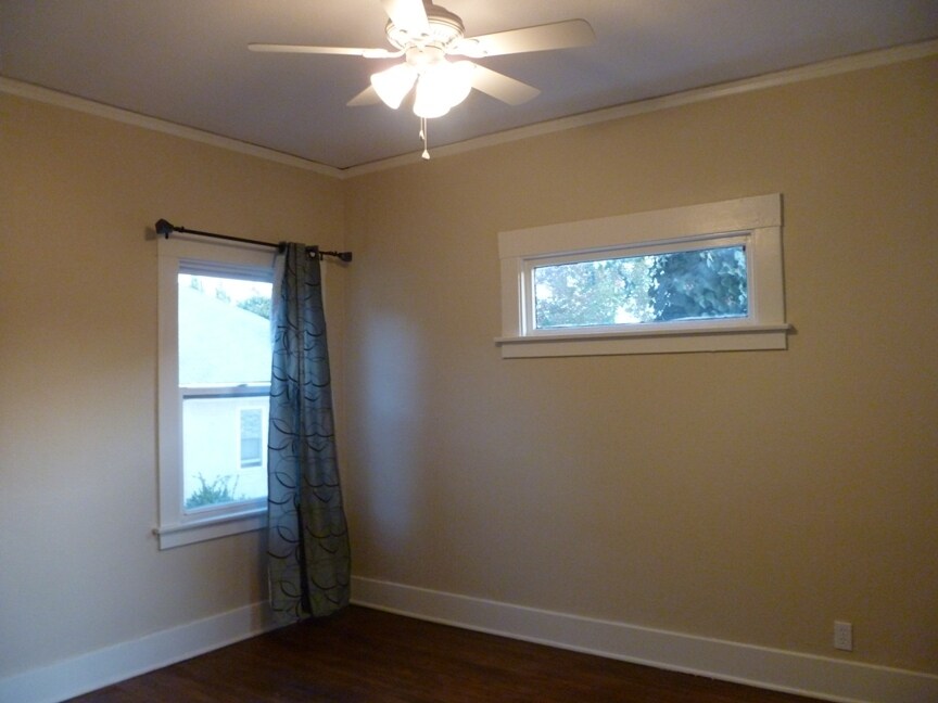 BEDROOM - 1012 Marin St