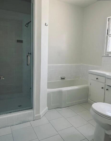 Building Photo - 4707 Finley Ave