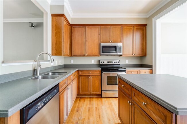 Building Photo - 2680 Colgan Ct SE