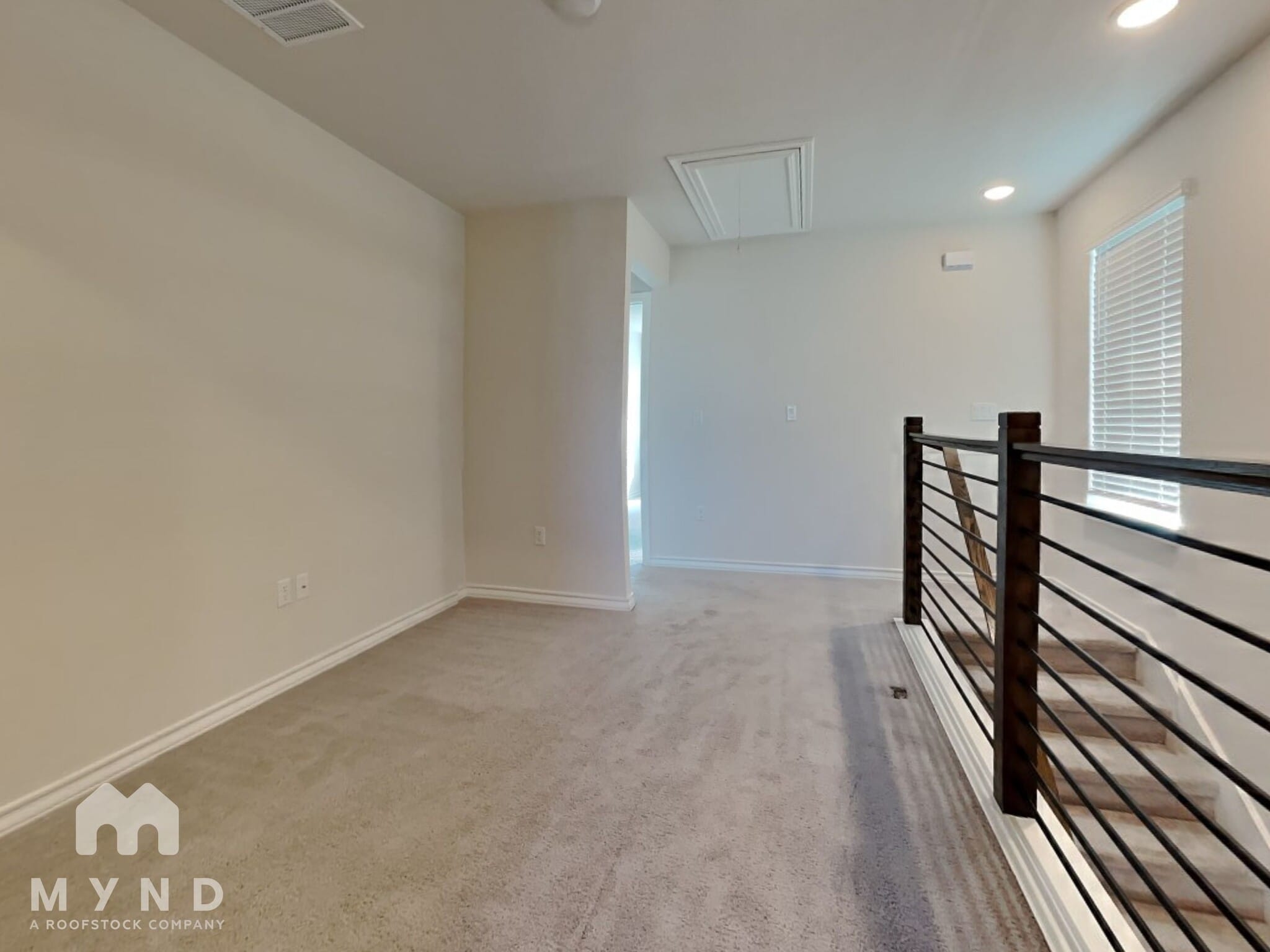 Building Photo - 2909 Salvidar Bend