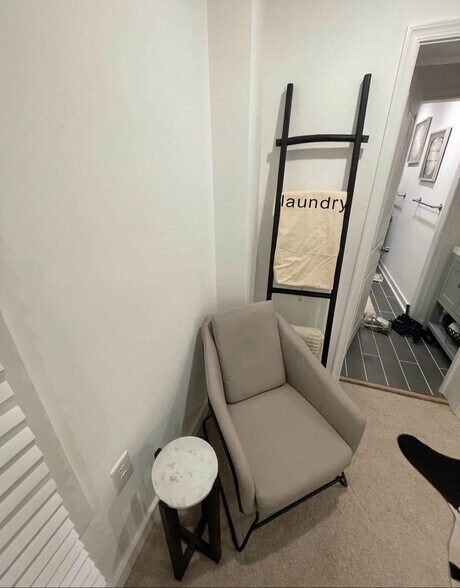 Building Photo - 404 Venable Ave